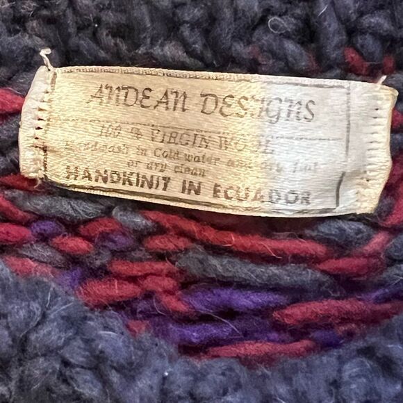 ANDEAN VIntage Wool Sweater, Size Medium - Picture 4 of 9